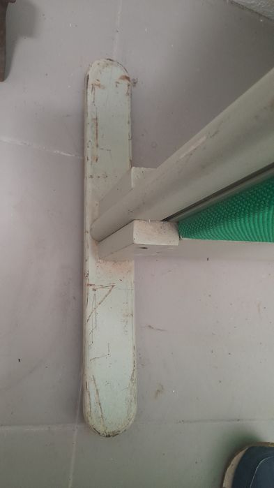 Biombo ou divisória em ferro dupla face