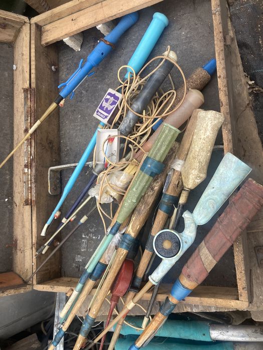 Продам зимні вудочки 100 грн одна вудка ружя нема