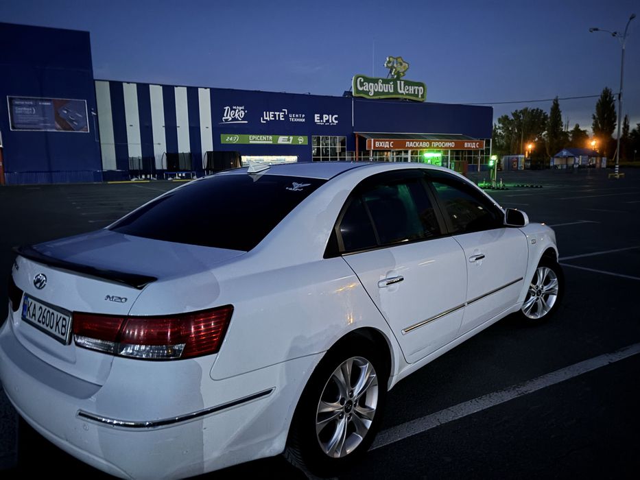 Hyundai Sonata 2.0 LPI(штатний газ) Автомат