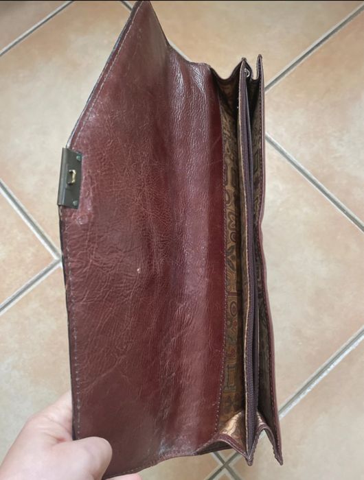 Pasta em pele castanha