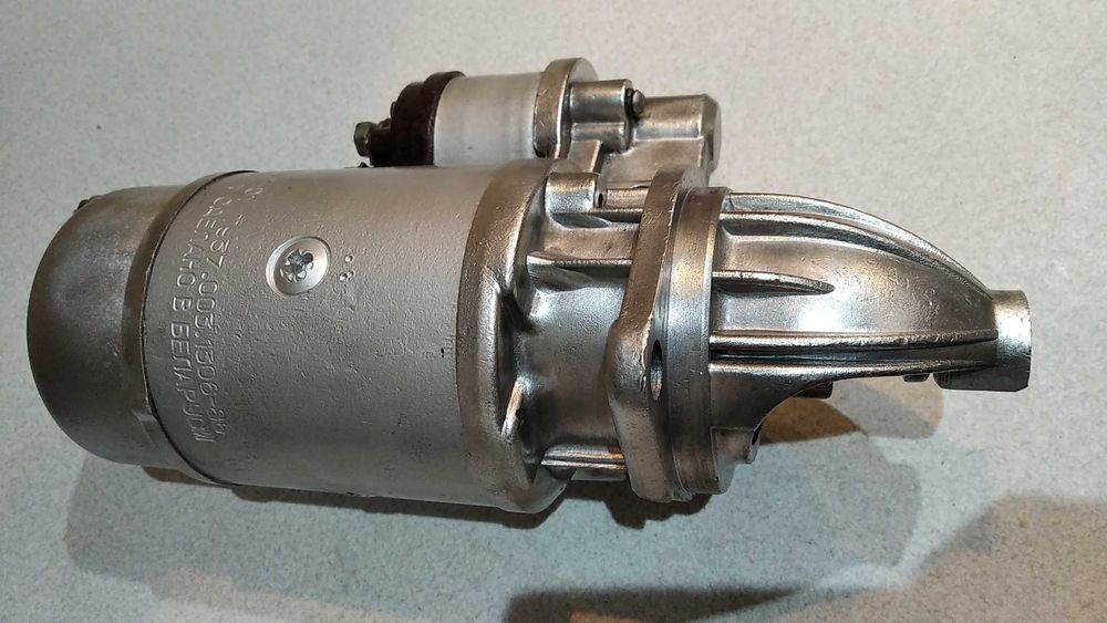 Стартер 402 ГАЗЕЛЬ,УАЗ,ВОЛГА, редукторный,БАТЭ сост нового  1,8квт