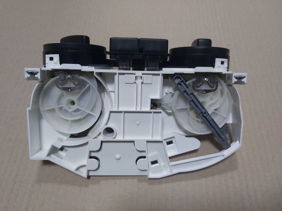 Блок управления печкой Skoda Octavia Tour