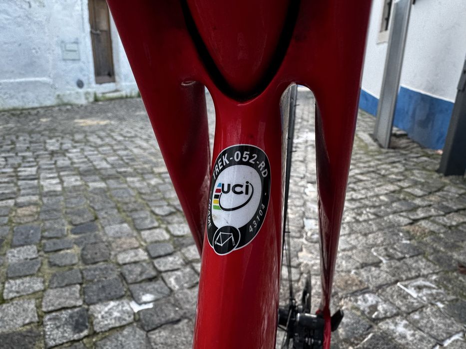 Trek Madone SL 6.  T 52 de 11 Velocidades