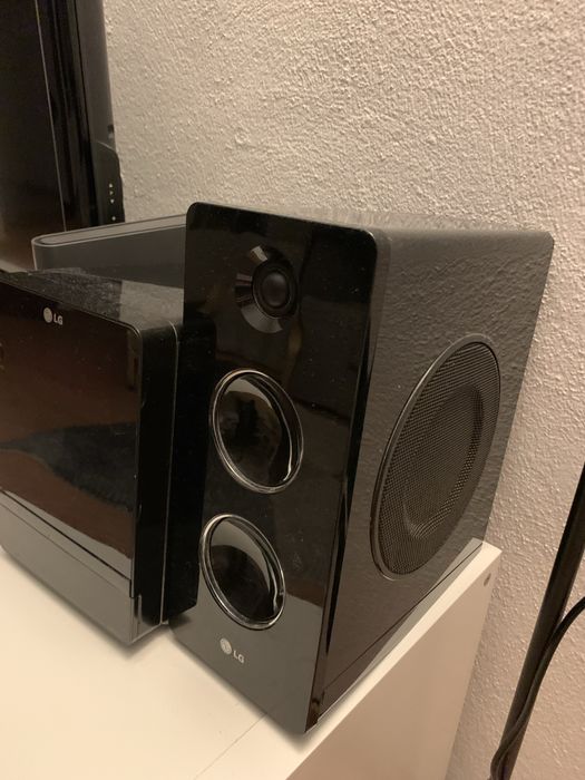 Aparelhagem LG + Colunas