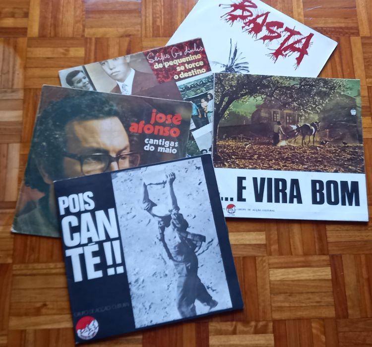 Discos de música revolucionária e êxitos dos anos 70/80 (todos)