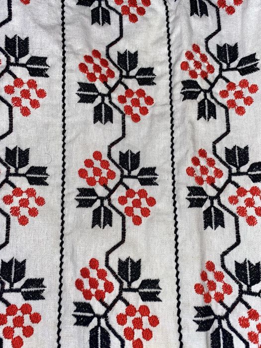 Розпродаж! Вишиванка