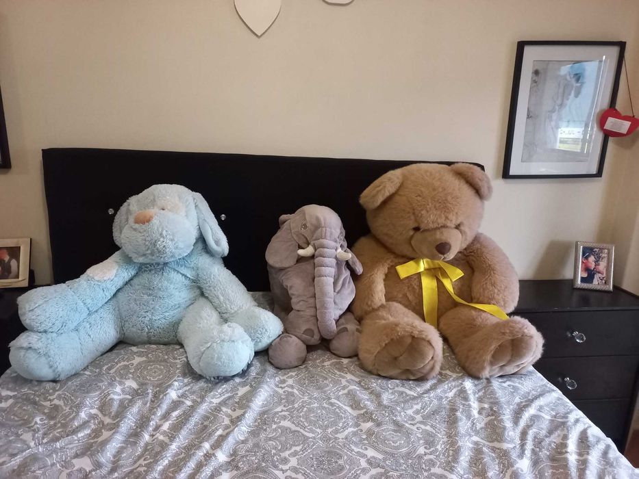 3 peluches fofinhos