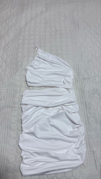 Платье белое Shein