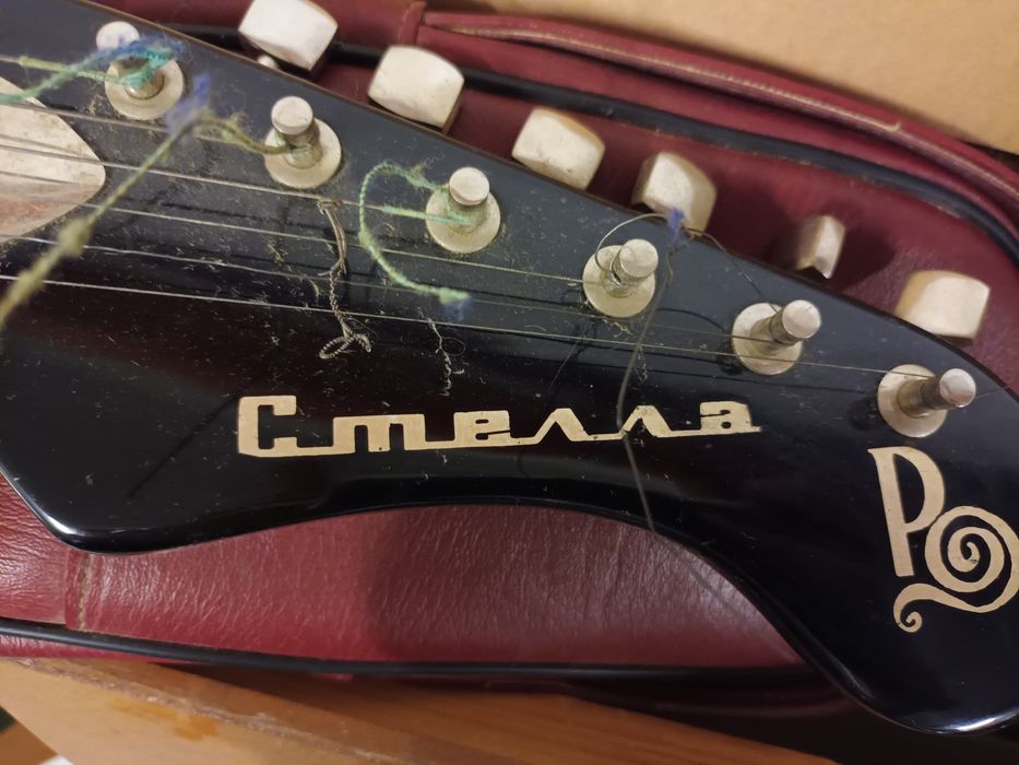 Sowiecka gitara elektryczna Stella