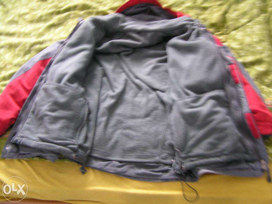 Kurtka trackingowa z polarem dużo kieszeni membrama.