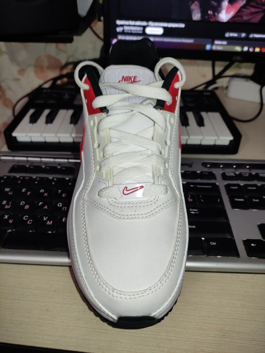 Nike Air max 41 size white/red
