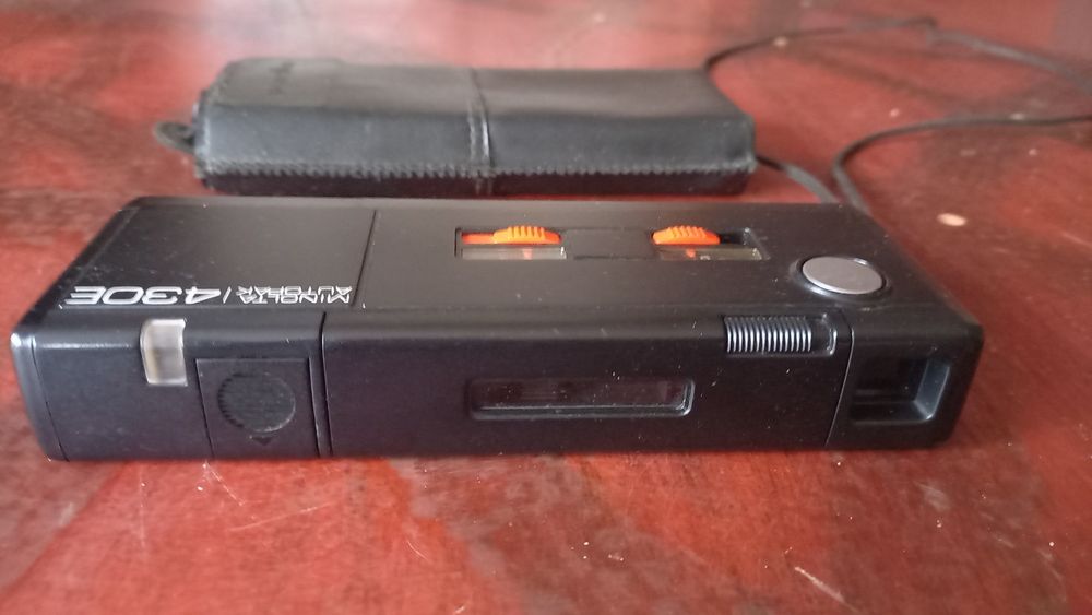 Máquina fotográfica Minolta64171721729794123