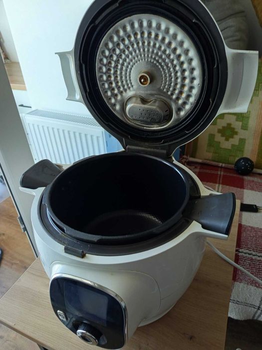 Мультиварка-скороварка TEFAL Cook4Me+ CY851130