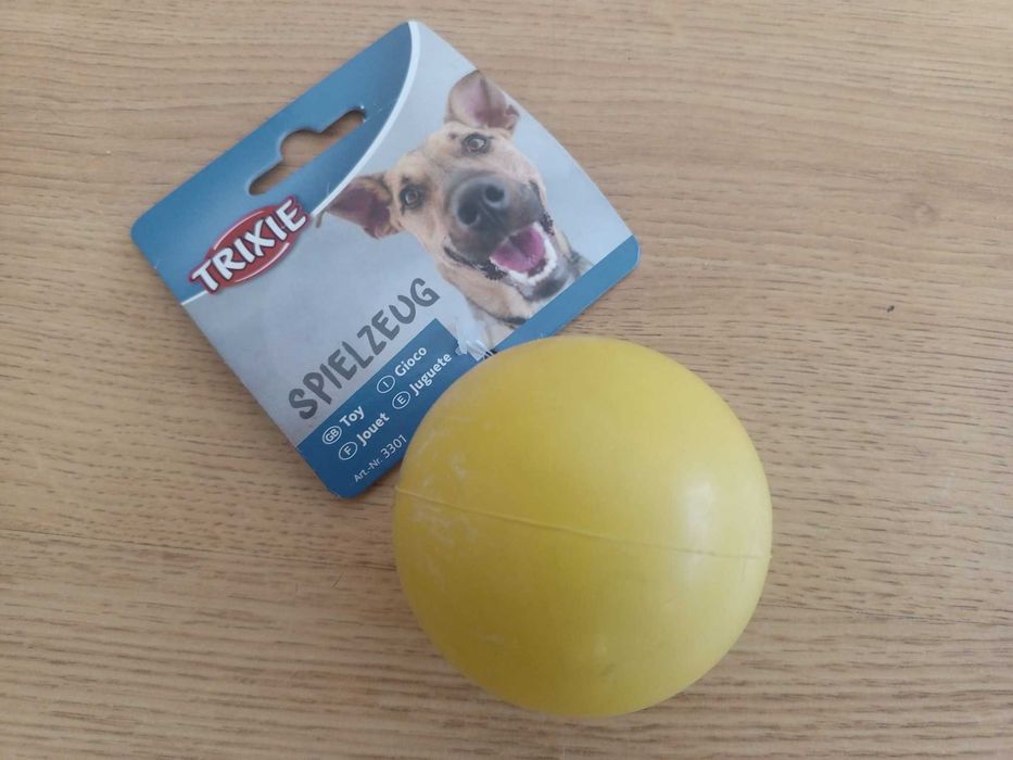 piłka kauczukowa dla psa