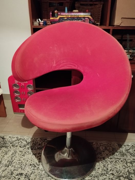 Poltrona Grande Design Redondo Vermelho