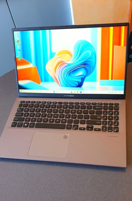 Windows 11 Mocny laptop hp15" szybki SSD intel i5 pc do internet fajny