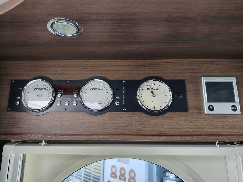 Autocaravana DETHLEFFS i7150 cama central