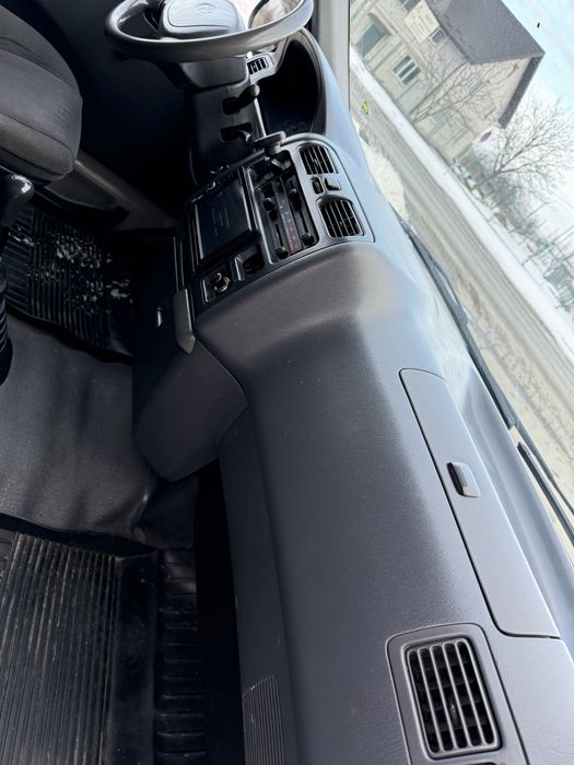 Продам Toyota Hiace