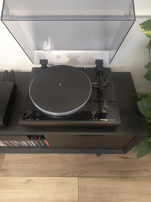 Gramofon  thorens 318 mk2 super stan