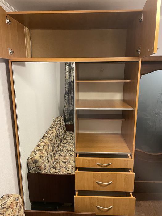 Продається шафа-купе