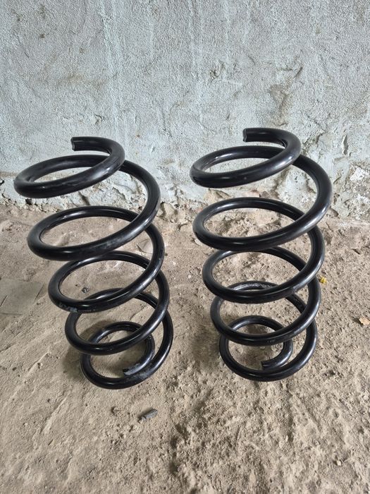 Пружины передние, KYB ra 3797, на Vag - группу