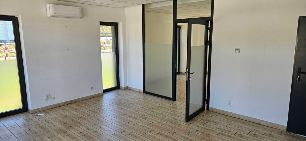 Do wynajęcia hala magazynowa  500 m² z działką 28 arów