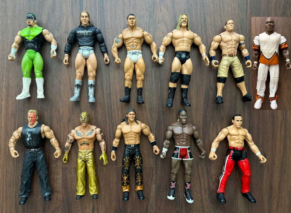 LER DESCRIÇÃO  bonecos com danos wwe wrestling figuras brinquedos