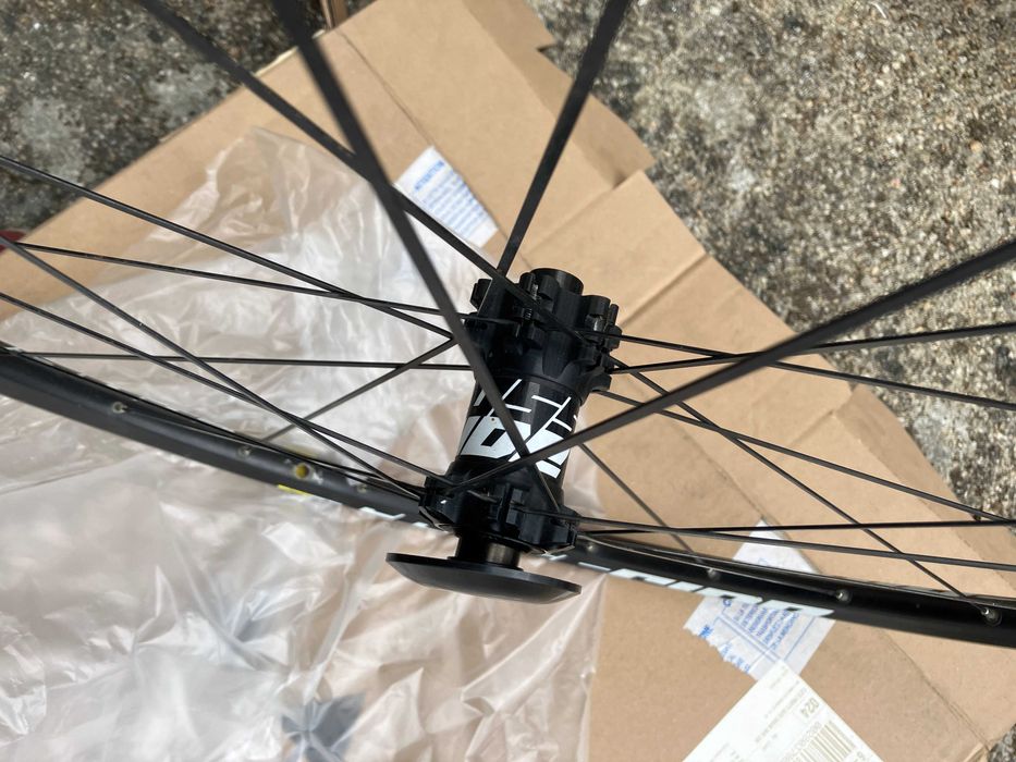 Roda Mavic Cross Ride