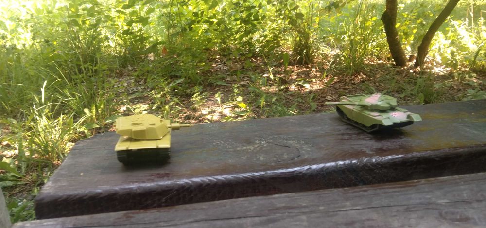 Танки Великобританські, і Абрамс