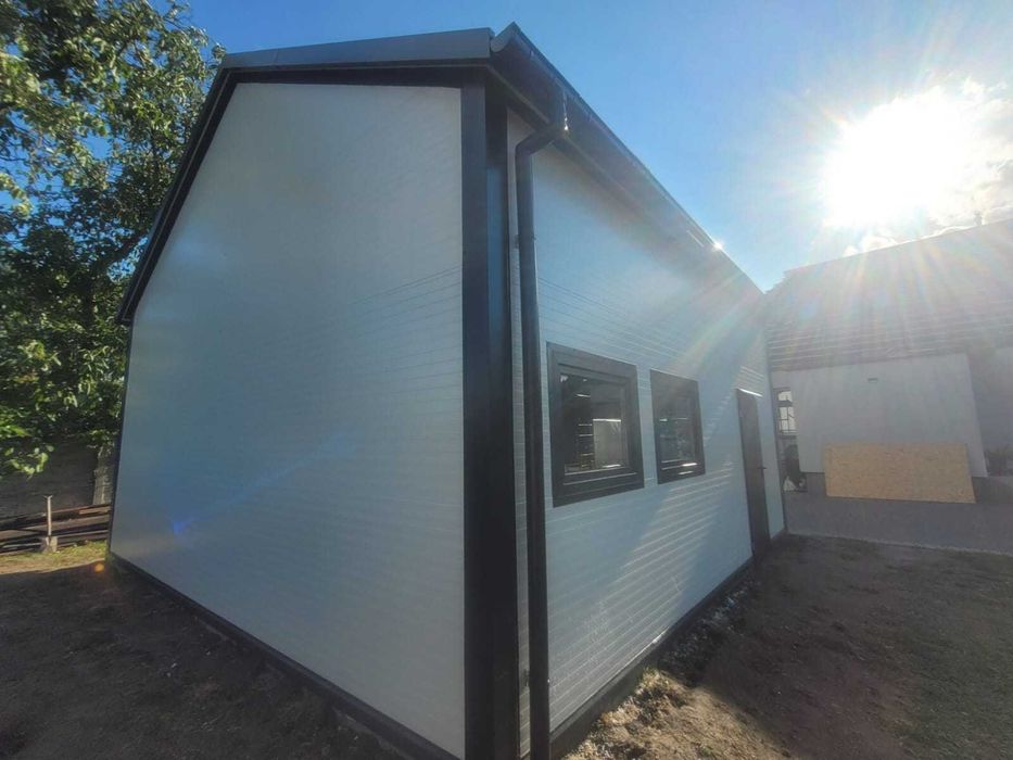 Garaż 7m x 7m , kąt dachu 30 stopni - Płyta Warstwowa