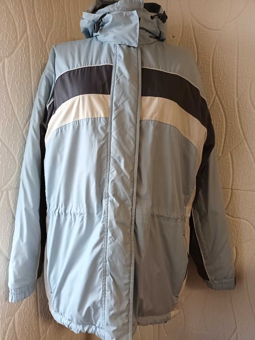 Куртка зимняя размер 46-48