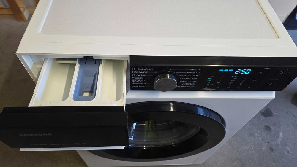 Pralka Samsung WW1EBBA049AE 11 kg A(od A do G) 1400 obr./min