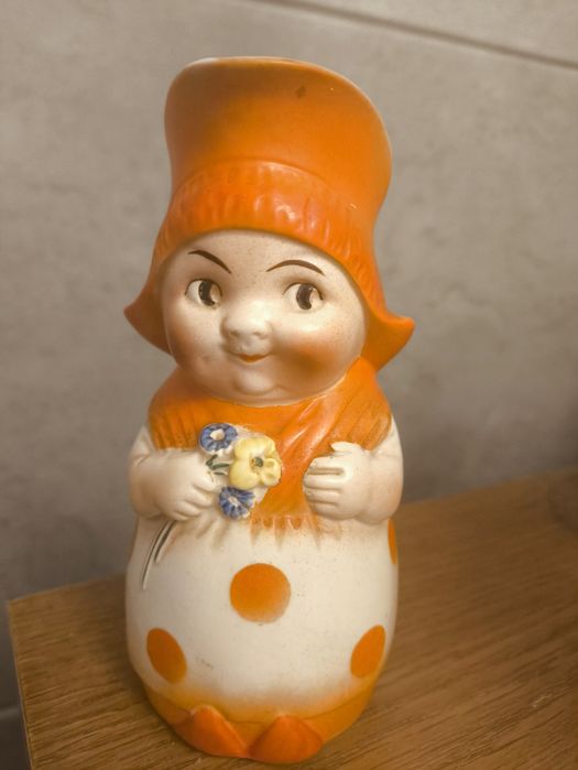 Ceramiczny dzbanek Goebel