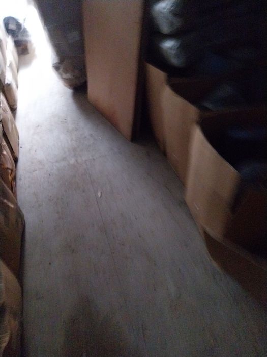 Vendo lote de fios e caixas para peúgas