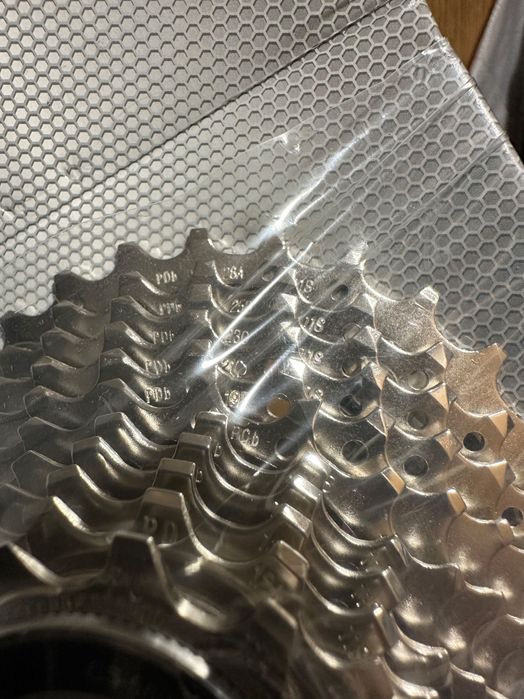 Shimano 105 Cassette 11-28 CS-5800 (NOVA)