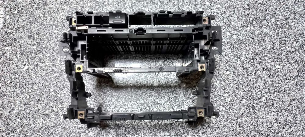 Estrutura Interior Consola Central Audi A4 B5 8D Facelift 1999 a 2001 1DIN Original
