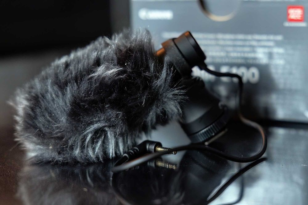Canon DM-E100 mikrofon stereofoniczny pojemnościowy
