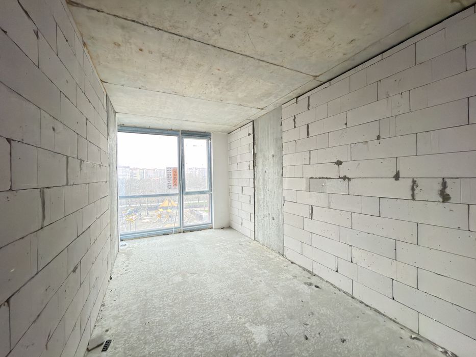 Продаж 2-х кімнатної квартири в сучасному житловому комплексі