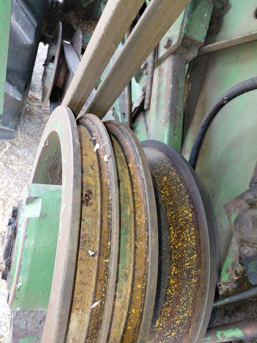 Комбайн Johne Deere 975 4.2 м