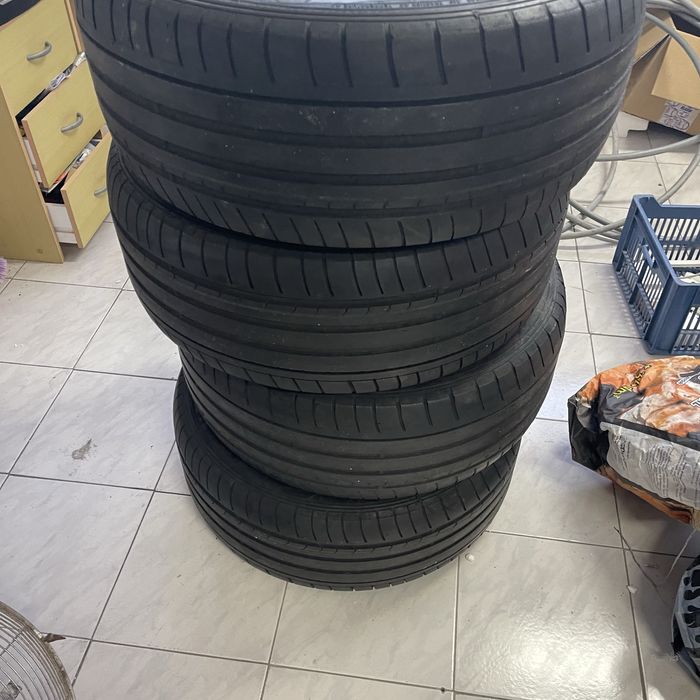 Conjunto 4 Pneus 245/50 R18 Dunlop Sport Maxx GT