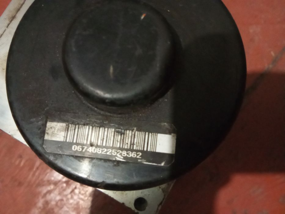 Блок АБС VW Taurek ABS.