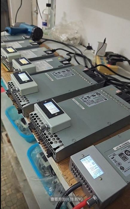 Зарядка Huawei на 12в 160а монстр среди зарядок второго поколения.