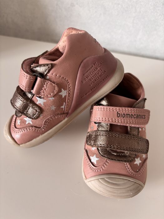 Кросівки дитячі biomecanics 19 розмір