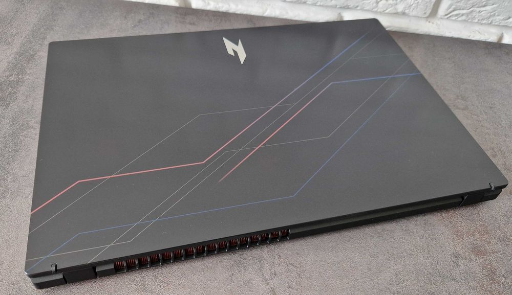 Ігровий ноутбук Acer Nitro V 15/ i7-13620H/16/512/RTX 4050, 6 GB/Як новий