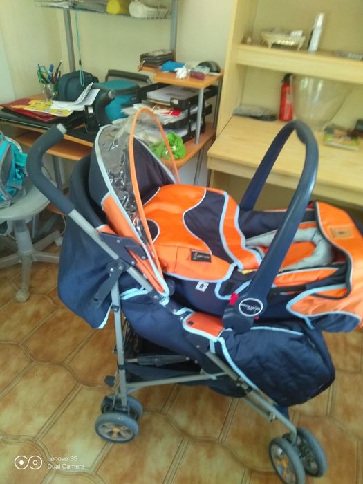 Conjunto Carrinho +Ovo+ acessórios de bebê