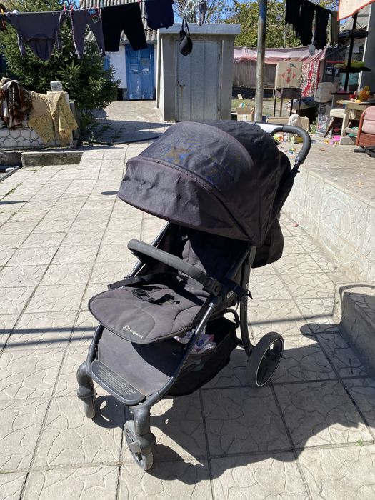 Продам коляску прогулочную