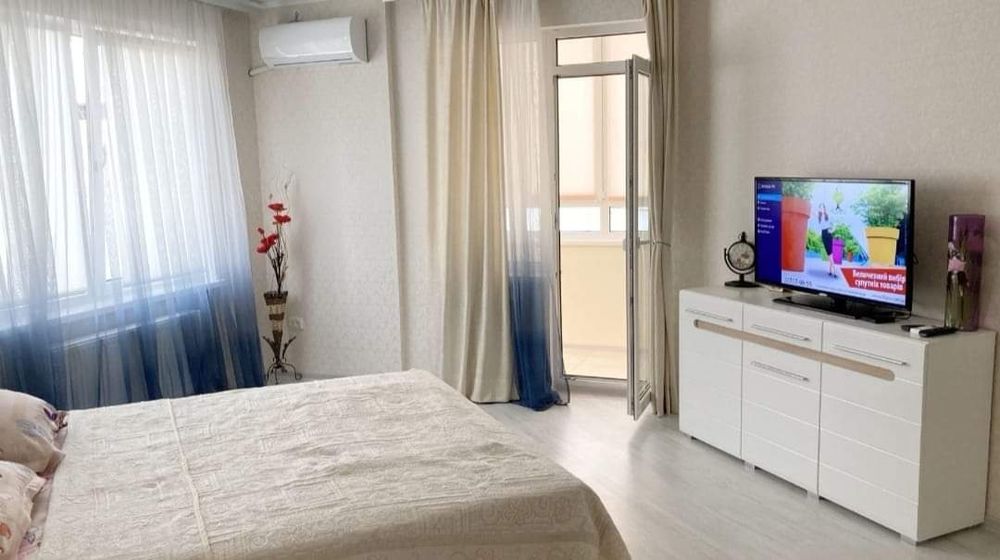 Посуточно квартира Таирова, Киевский , пр-т Небесной сотни, Сити Центр