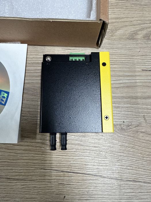 Промисловий комутатор KTI KGS-1064-HP — 8×PoE+ + 2×SF