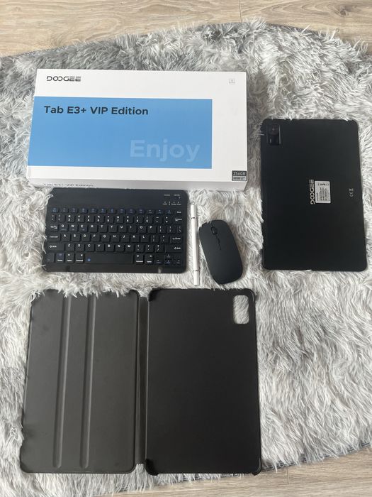 Продаю планшет на 256 гб