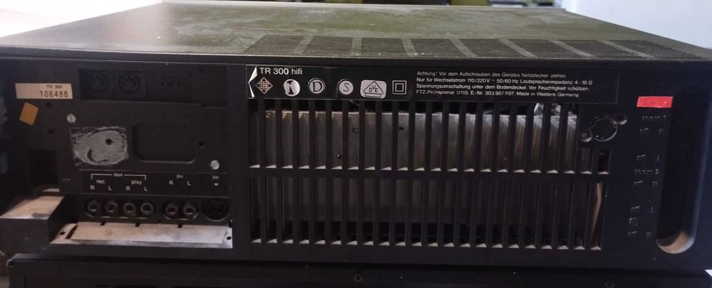 Wzmacniacz Amplituner Telefunken TR-300 TR300 Sprawny Srebrny